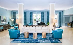 Dorchester Hotel And Suites Miami